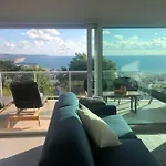 Panoramic Views - Terrace, Sea Views & Pool Appartement