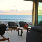 Panoramic Views - Terrace, Sea Views & Pool Appartement