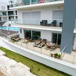 Panoramic Views - Terrace, Sea Views & Pool Appartement