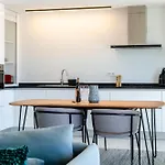 Panoramic Views - Terrace, Sea Views & Pool Appartement *