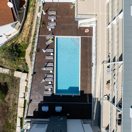 Panoramic Views - Terrace, Sea Views & Pool Appartamento